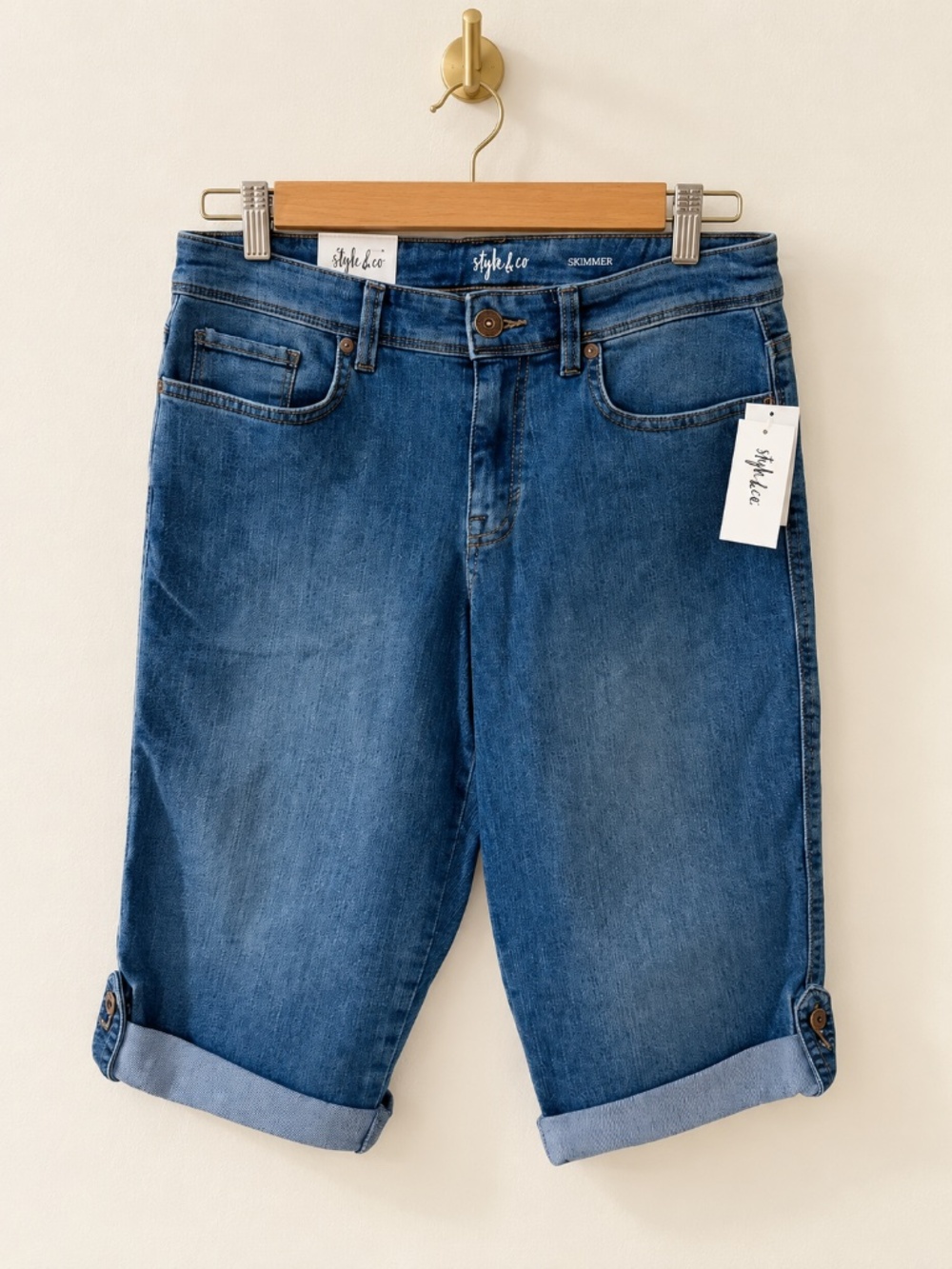 Style & Co Skimmer Bermuda Denim Shorts Size 8 Mid Rise Cuffed Blue NWT